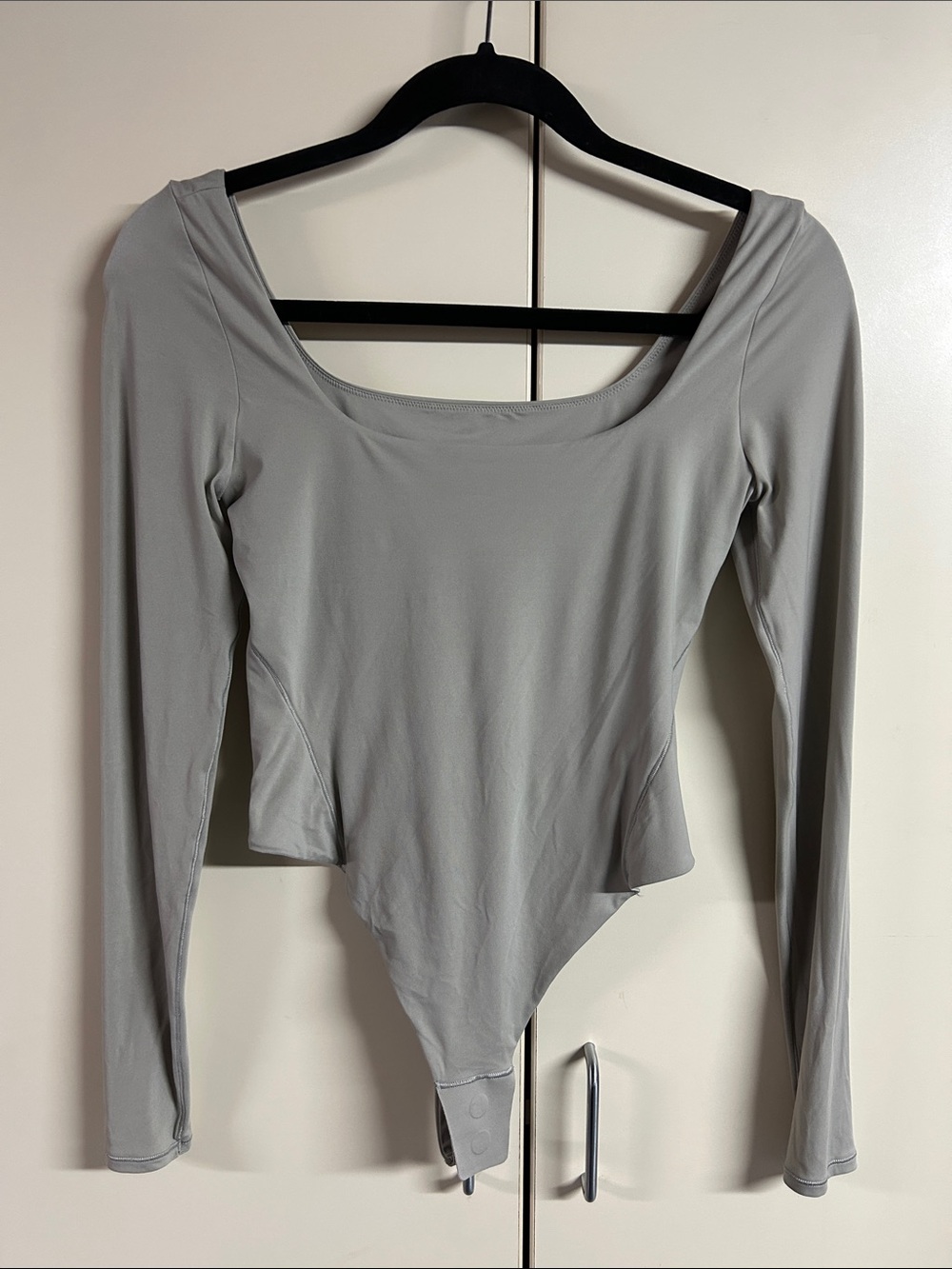 Lululemon Wondermost Ultra-soft Long-Sleeve Square Neck Bodysuit in Light Gray